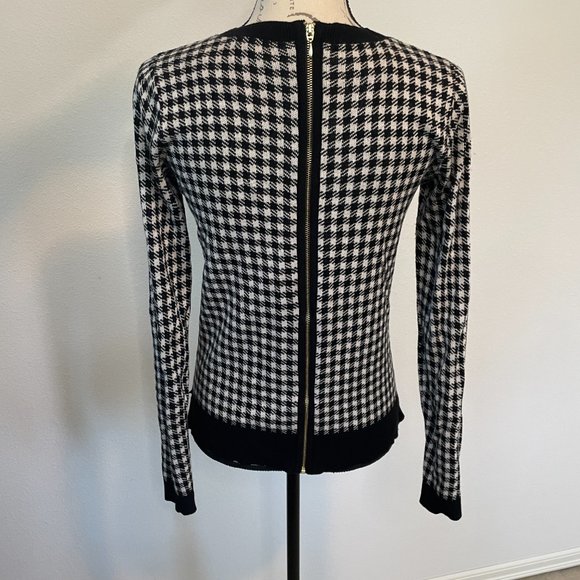 Sassy Black and White Sweater - Picture 3 of 6